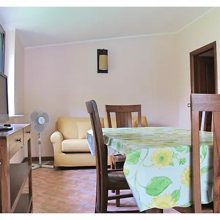 Doriana Apartment