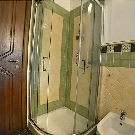 Doriana Apartment