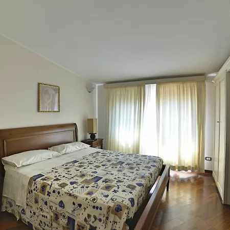 Doriana Apartment